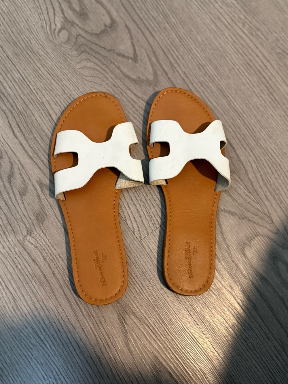 Universal Thread White Leather Slide Sandals for Women